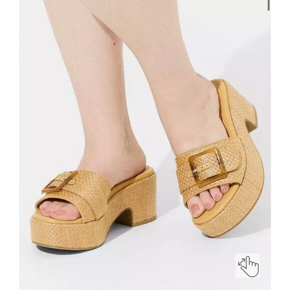 Torrid Tan Woven Retro Platform Slip On Sandals - Size 11WW - Picture 1 of 10